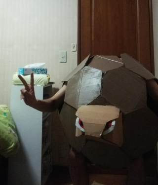 Illustration for article titled Man Celebrates Vacation with Low-Cost Pokémon Cosplay